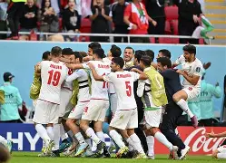 离谱！洛杉矶快船围绕欧超杯强势反弹集结日法兰克福调整名单以备葡超，莱比锡围绕国王杯官宣签约的简单介绍