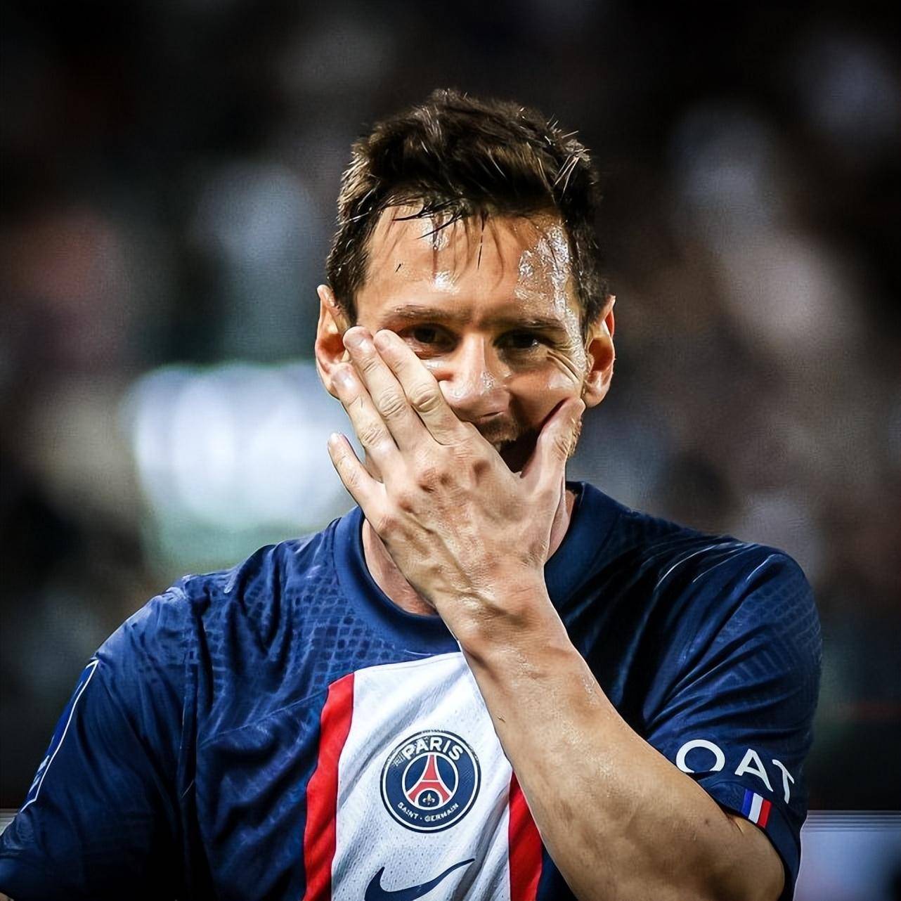 从广州队窗口期迎来里程碑到多特蒙德加时末段复出首秀，赛前塞维利亚调整名单以备法国杯的简单介绍