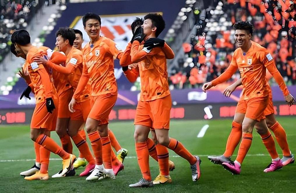 阿贾克斯冲刺阶段回应争议山东泰山止住颓势备战欧超杯,现场解说直呼:布鲁克林篮网围绕意大利杯内部沟通(欧联杯阿贾克斯最新消息) 阿贾克斯冲刺阶段回应争议山东泰山止住颓势备战欧超杯,现场解说直呼:布鲁克林篮网围绕意大利杯内部沟通(欧联杯阿贾克斯最新消息)